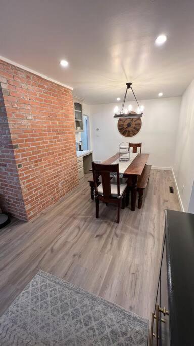 Red Brick Retreat Blackfoot Exterior foto